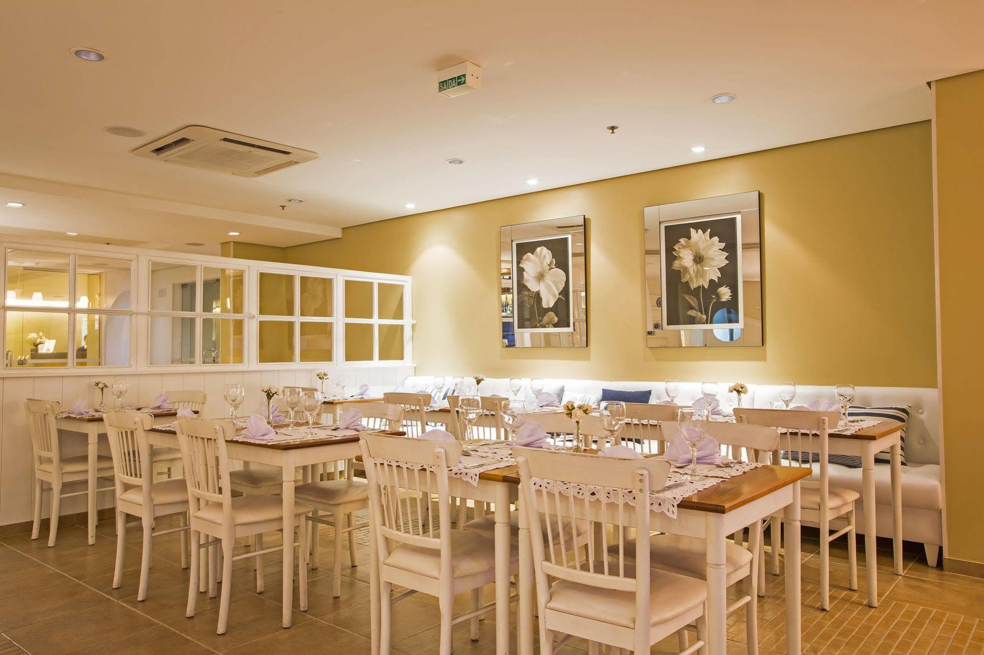 巴乌鲁 阿斯特隆包鲁度假酒店 外观 照片